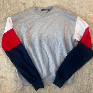 Brandy Melville Cropped sweatshirt